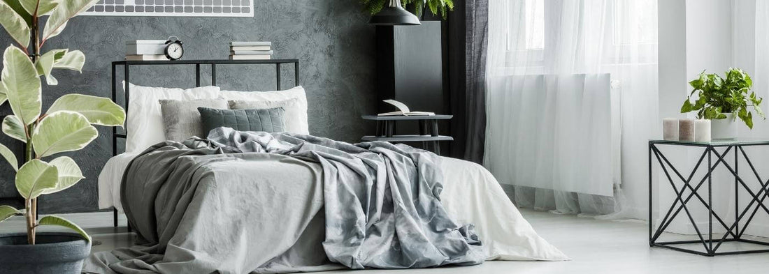 Top black iron bed decorating ideas