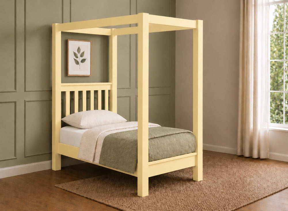 Chesterton Four Poster Bed in Walnut Finish (High End)
