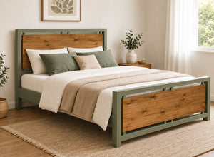 Double Stalham Sage Green with Oak Panels