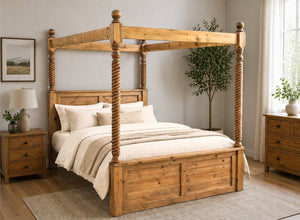 Kenninghall Four Poster Bed in Oak Finish (High End)