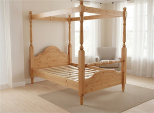 Weybourne Four Poster Bed in Antique Finish